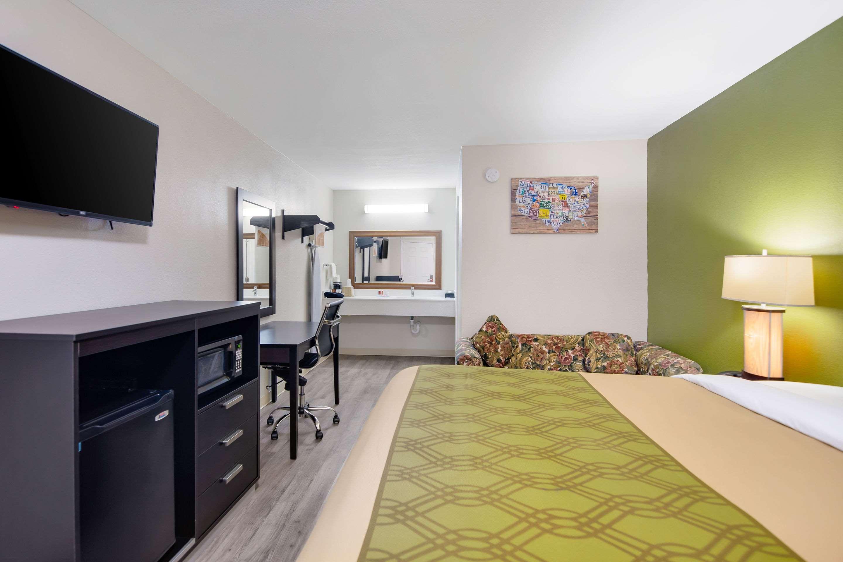 Super 8 By Wyndham Palestine Tx Ξενοδοχείο Εξωτερικό φωτογραφία