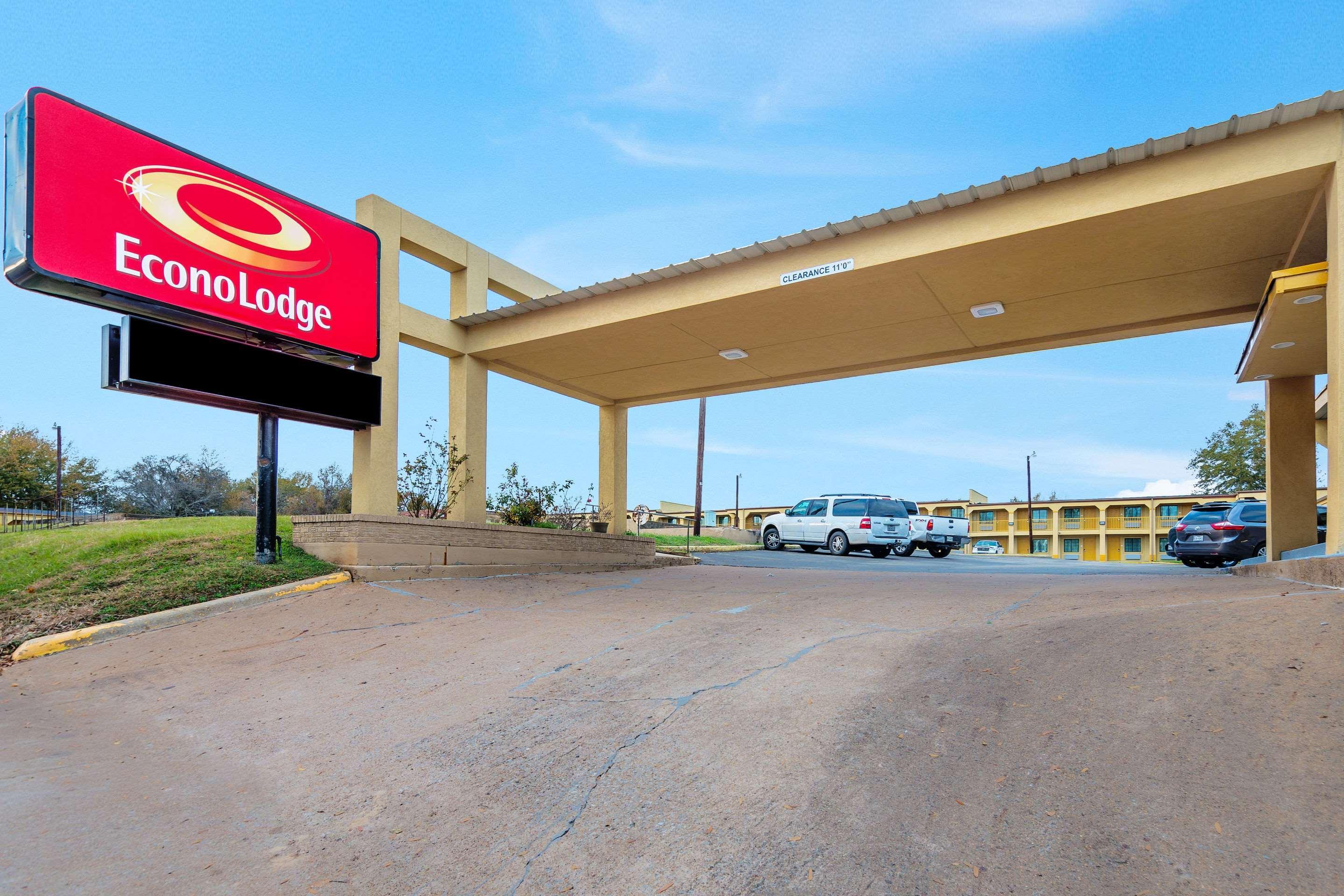 Super 8 By Wyndham Palestine Tx Ξενοδοχείο Εξωτερικό φωτογραφία
