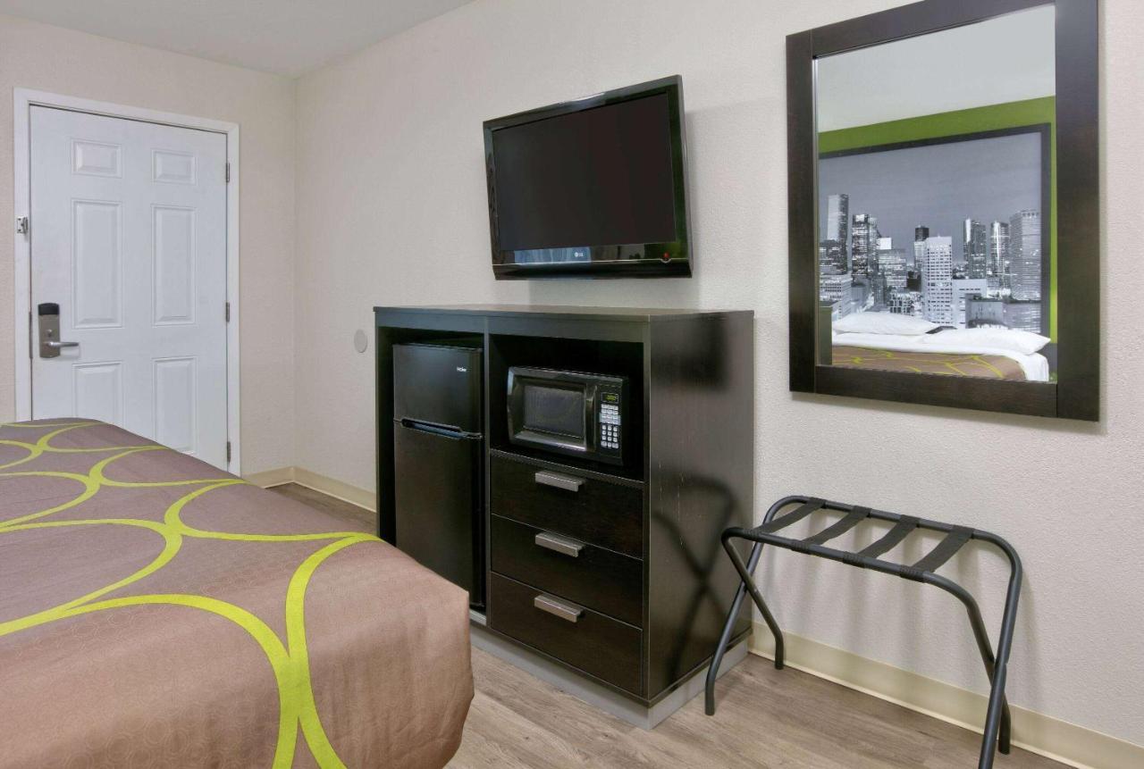 Super 8 By Wyndham Palestine Tx Ξενοδοχείο Εξωτερικό φωτογραφία