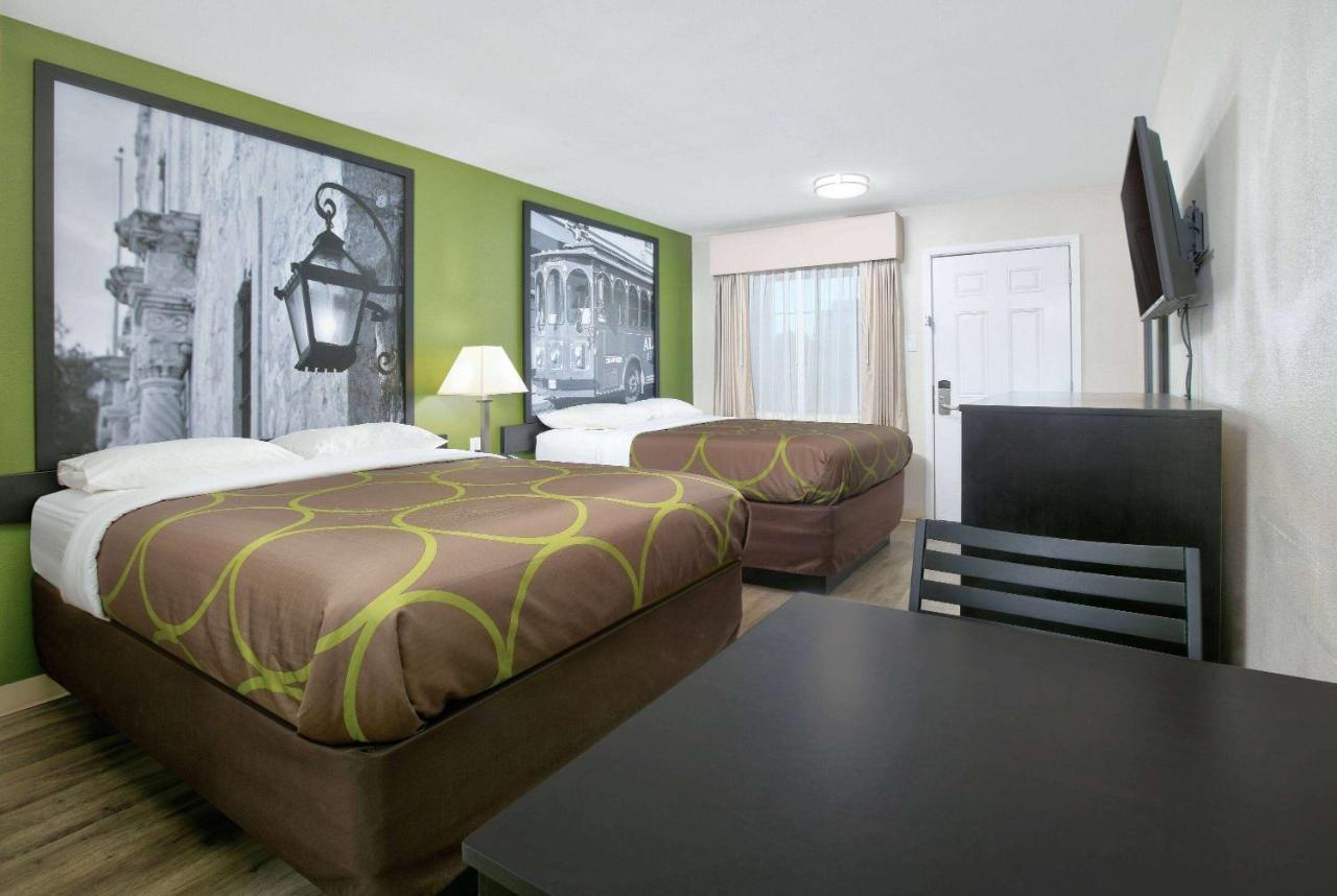 Super 8 By Wyndham Palestine Tx Ξενοδοχείο Εξωτερικό φωτογραφία