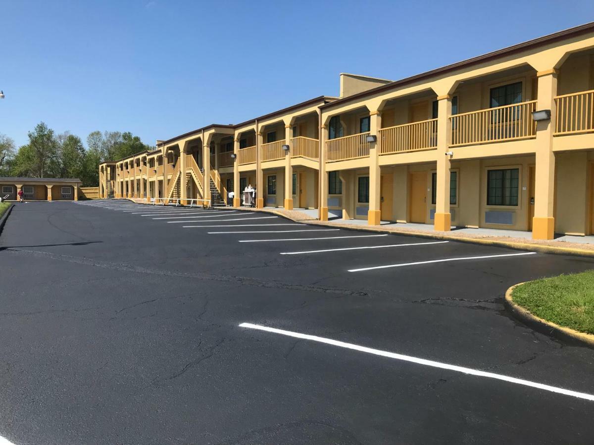Super 8 By Wyndham Palestine Tx Ξενοδοχείο Εξωτερικό φωτογραφία